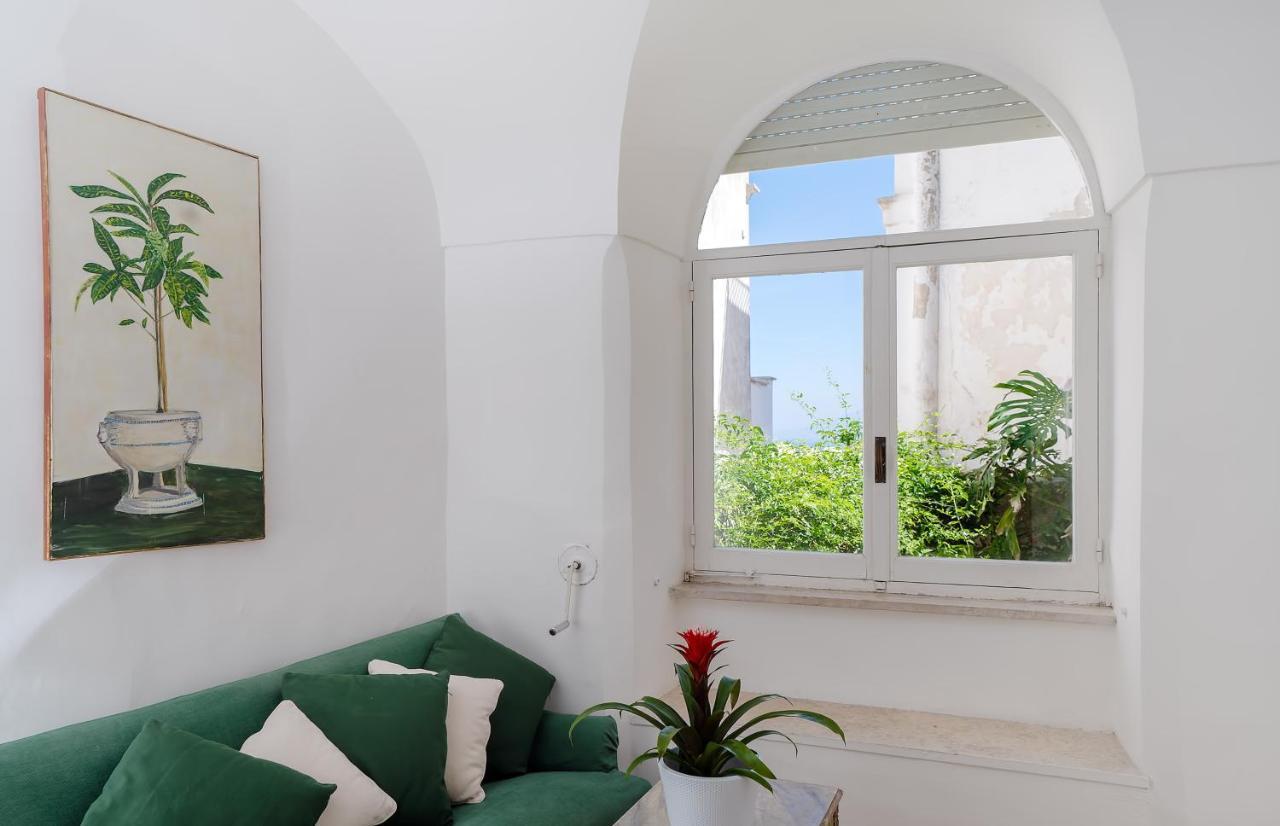 I Tre Soli Apartments By Caprirooms מראה חיצוני תמונה