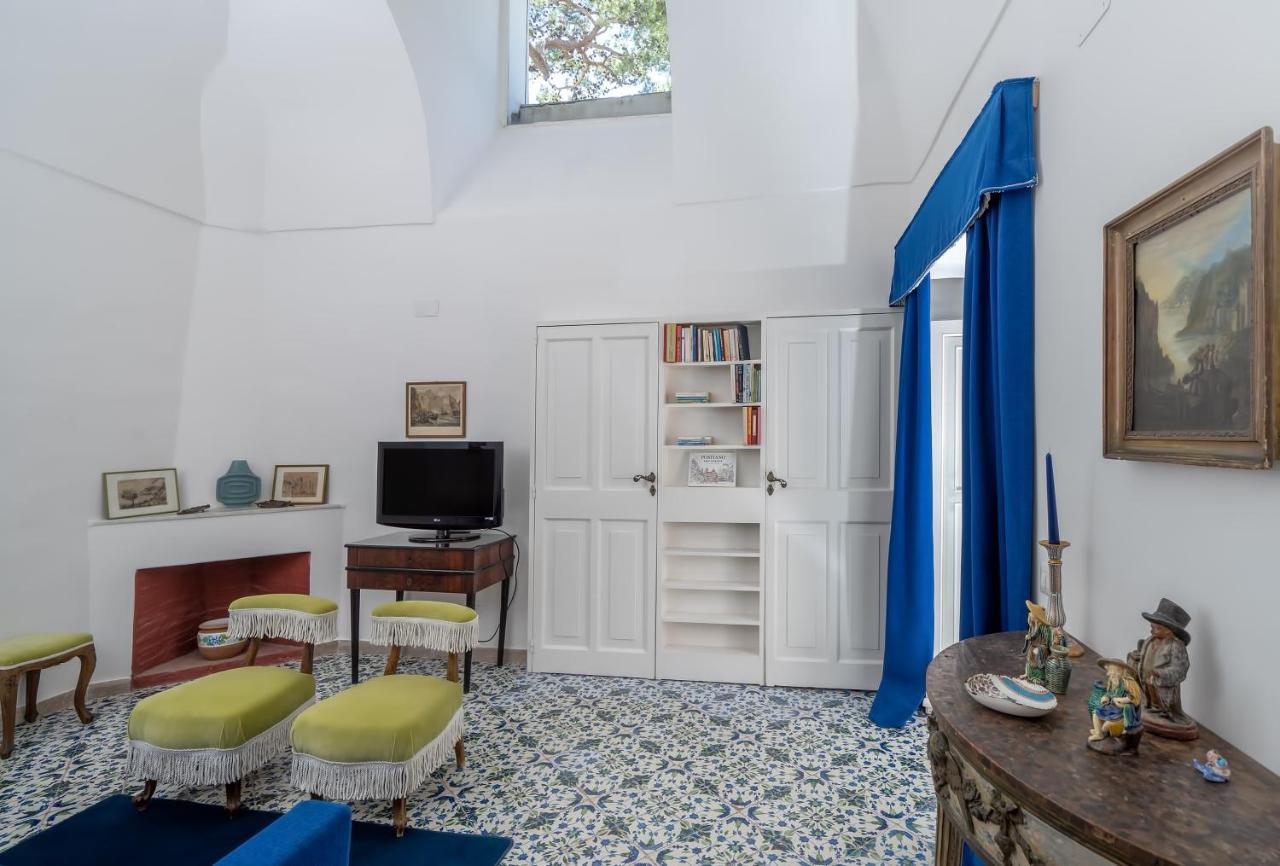 I Tre Soli Apartments By Caprirooms מראה חיצוני תמונה