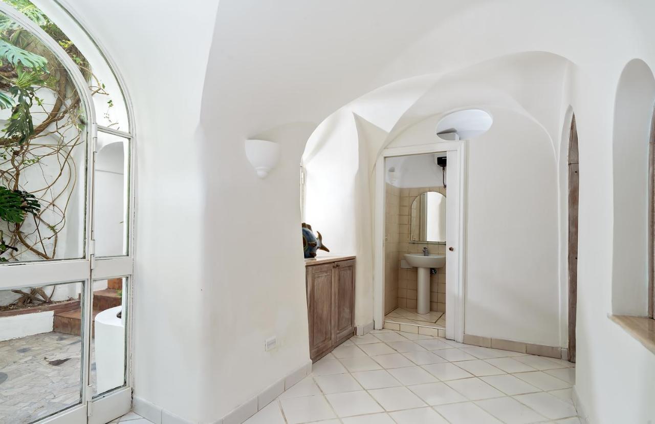 I Tre Soli Apartments By Caprirooms מראה חיצוני תמונה