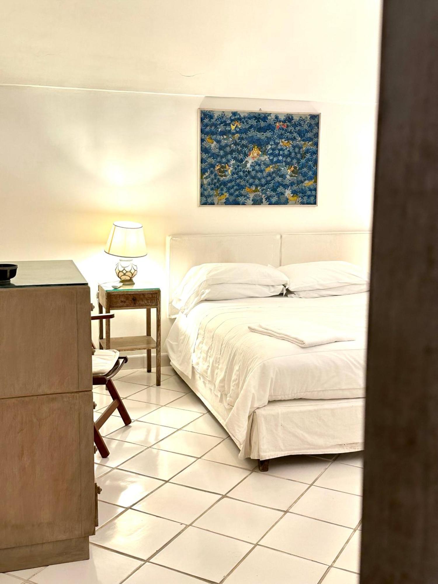 I Tre Soli Apartments By Caprirooms מראה חיצוני תמונה