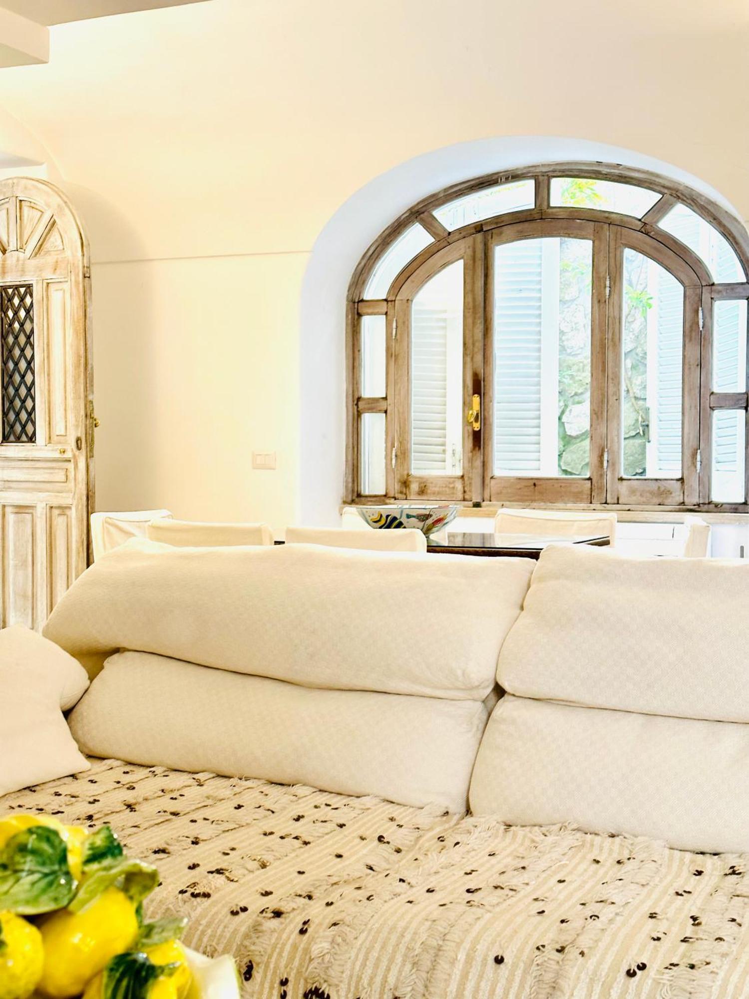 I Tre Soli Apartments By Caprirooms מראה חיצוני תמונה